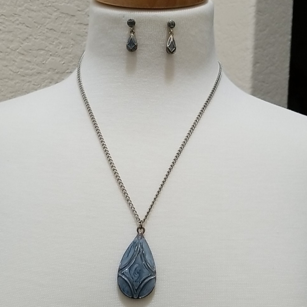 Denim blue necklace and earrings
